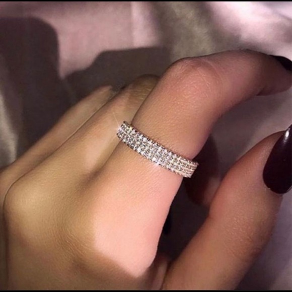 🔥HOST PICK 925 Sterling Silver Dazzling Pave Diamond Ring - Picture 8 of 12